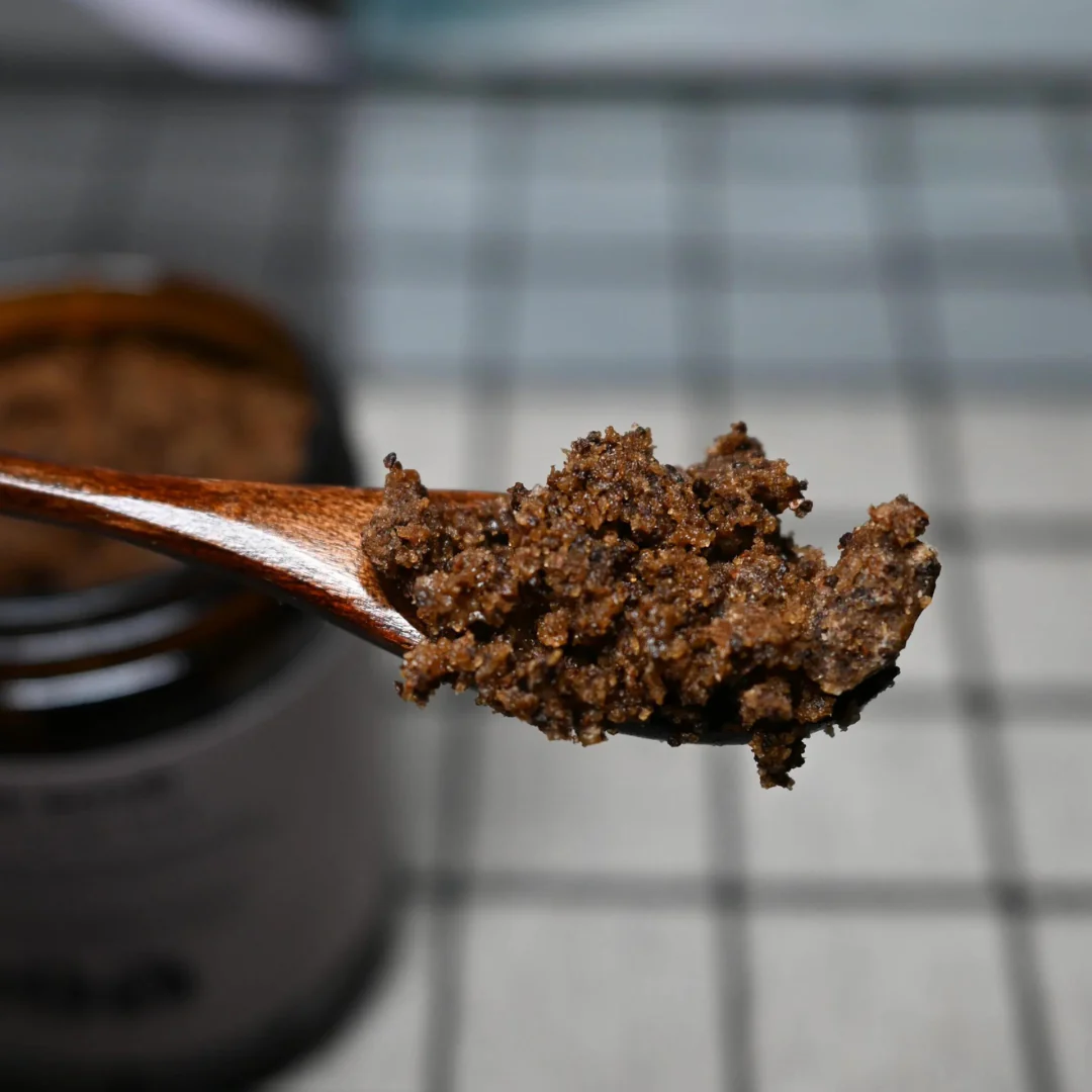 Coffee Body Scrub | Arabica Coffee + Clary Sage by HANDSOME CREATURE•S x Java Roasters - Image 3